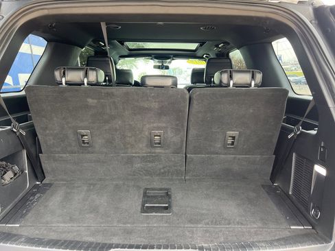 Used 2019 Ford Expedition Limited w/ Equipment Group 301A image 21