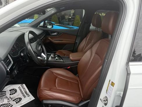 Used 2019 Audi Q7 3.0T Premium w/ Convenience Package AWD/4WD image 17