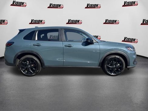 Used 2023 Honda HR-V Sport image 3
