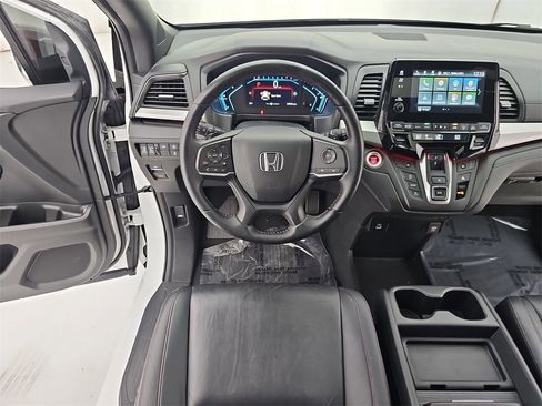 Used 2023 Honda Odyssey Sport image 31