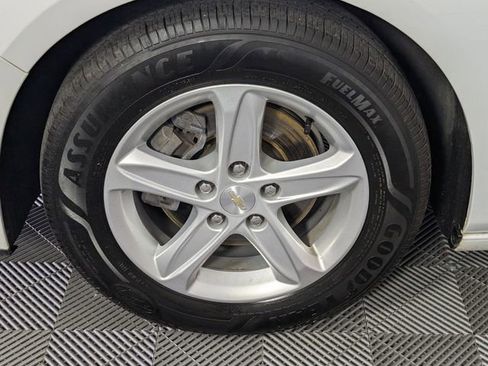 Used 2020 Chevrolet Malibu LS w/ Driver Confidence Package II image 7