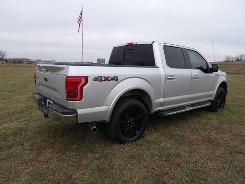 Used 2017 Ford F150 Lariat w/ Equipment Group 502A Luxury image 6