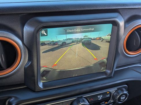 Used 2021 Jeep Gladiator Mojave image 28