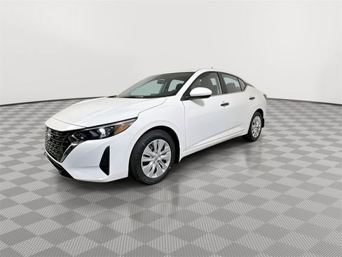 New 2025 Nissan Sentra S image 4