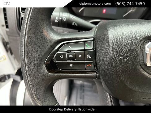 Used 2024 RAM ProMaster 2500 w/ Convenience Group image 27