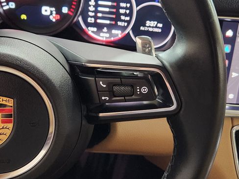 Used 2022 Porsche Panamera image 50