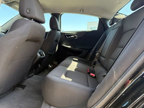 Used 2023 Chevrolet Malibu LT FWD image 16