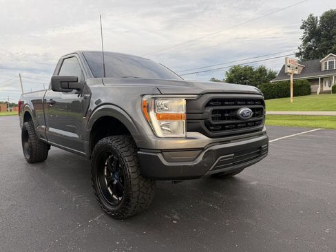 Used 2022 Ford F150 XL RWD image 9