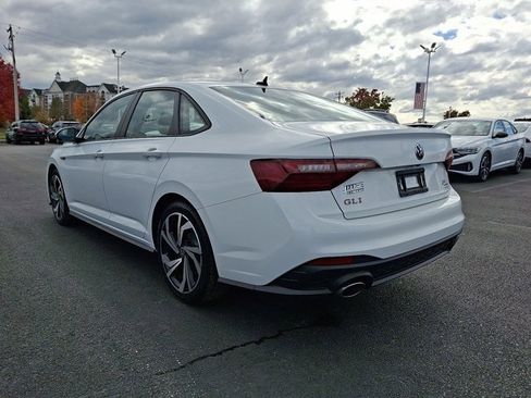 Certified 2023 Volkswagen Jetta GLI Autobahn image 4