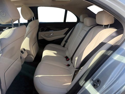 Used 2020 Mercedes-Benz E 350 Sedan image 16