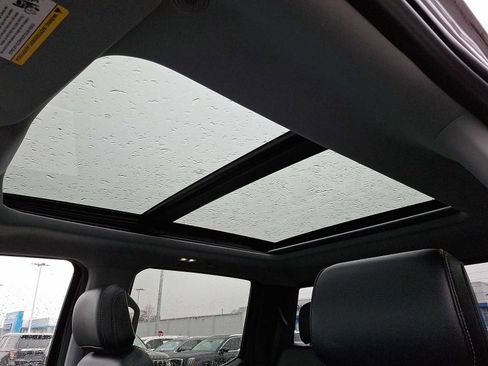 Used 2022 Ford F150 Lariat image 25