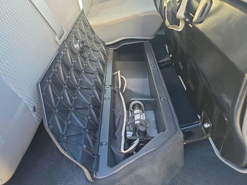 Used 2015 Toyota Tacoma PreRunner image 15