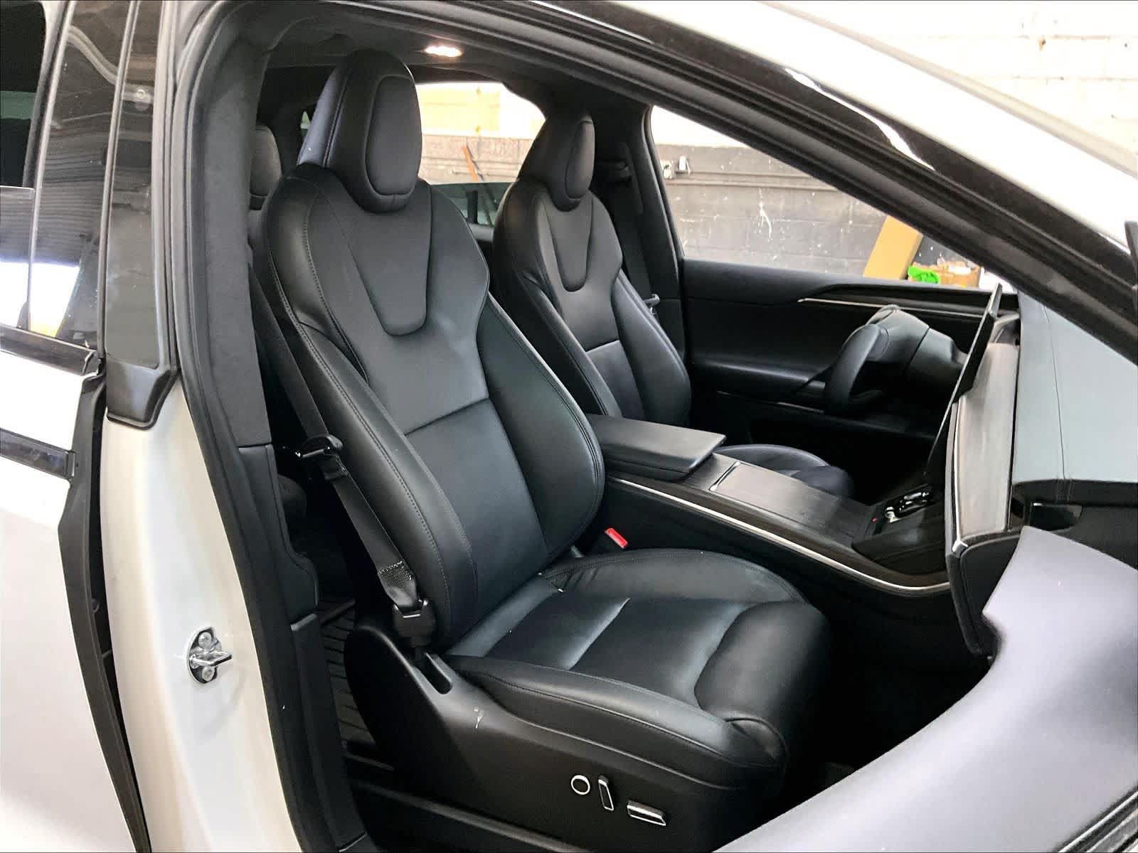 Used 2022 Tesla Model X AWD/4WD image 10