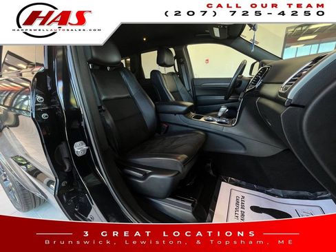 Used 2021 Jeep Grand Cherokee Laredo X AWD/4WD image 12