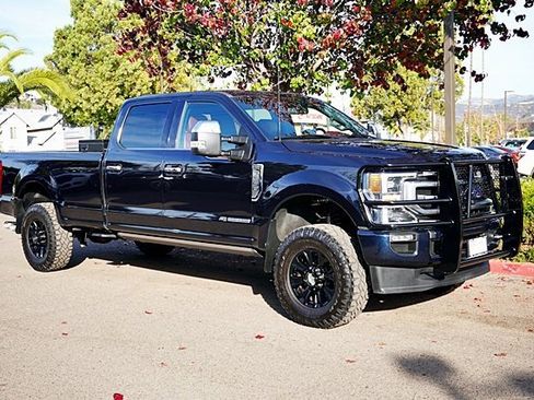 Used 2021 Ford F250 Platinum w/ FX4 Off-Road Package image 5
