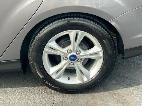 Used 2014 Ford Focus SE image 29