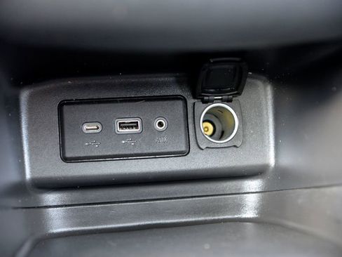 Used 2022 Chevrolet Equinox RS image 25