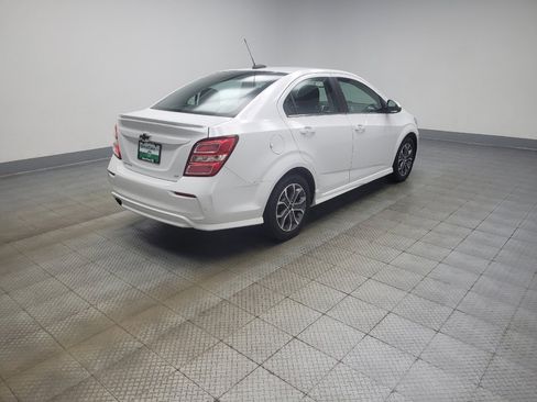 Used 2018 Chevrolet Sonic LT w/ Convenience Package FWD image 10