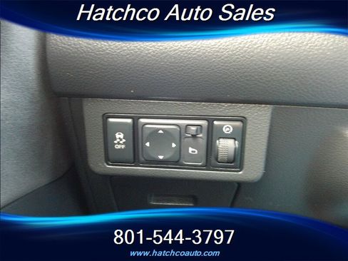 Used 2012 Nissan Versa 1.8 S image 15