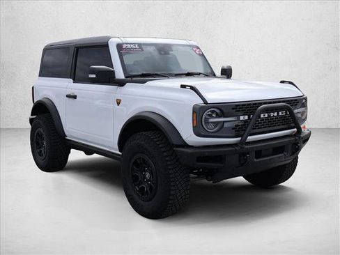 Used 2022 Ford Bronco Badlands AWD/4WD image 3