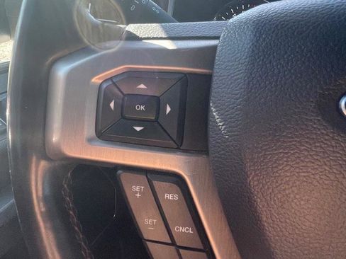 Used 2019 Ford F150 Platinum w/ Max Trailer Tow Package image 25