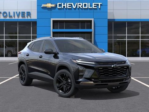 New 2026 Chevrolet Trax ACTIV w/ Sunroof Package FWD image 8