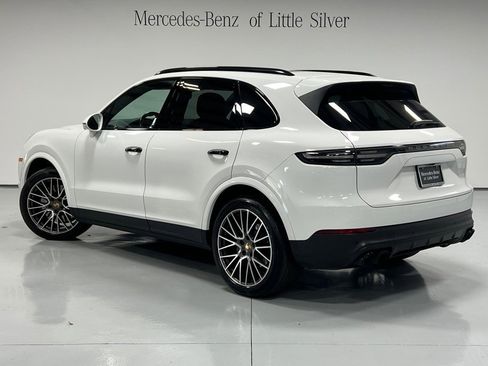 Used 2022 Porsche Cayenne S image 3