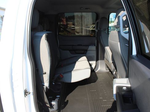Used 2024 Ford F350 XL w/ 360-Degree Camera Package RWD image 18