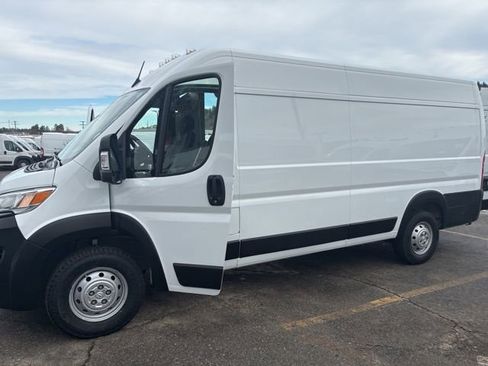 Used 2023 RAM ProMaster 3500 w/ Driver Convenience Group image 17
