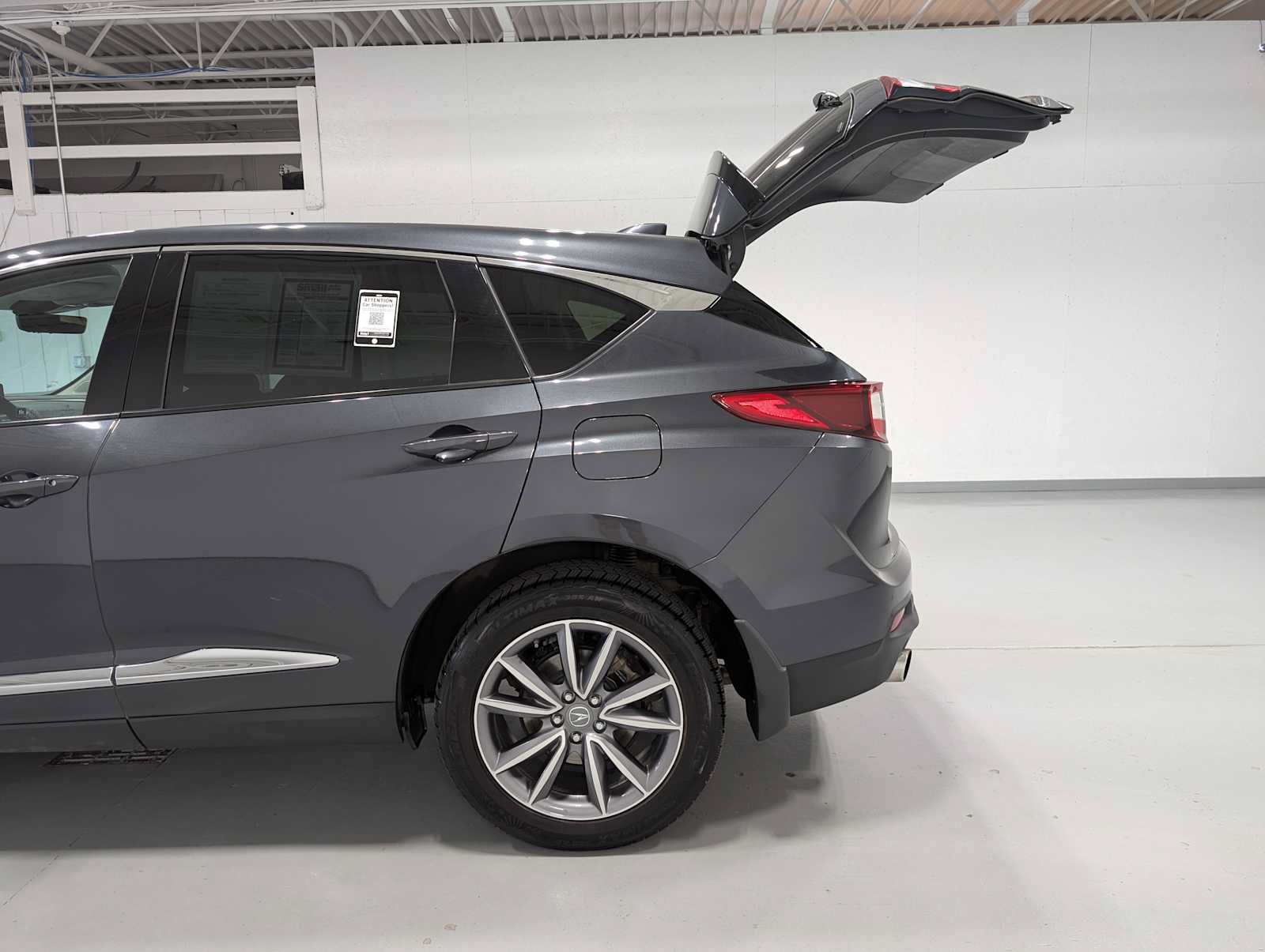 Used 2019 Acura RDX w/ Technology Package AWD/4WD image 11