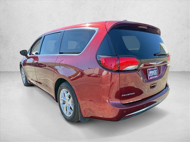 Used 2018 Chrysler Pacifica Touring Plus w/ Tire & Wheel Group FWD image 8
