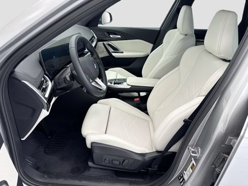 New 2026 BMW X1 xDrive28i w/ Technology Package AWD/4WD image 18