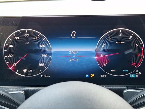 Used 2024 Mercedes-Benz GLB 250 w/ AMG Night Package image 18