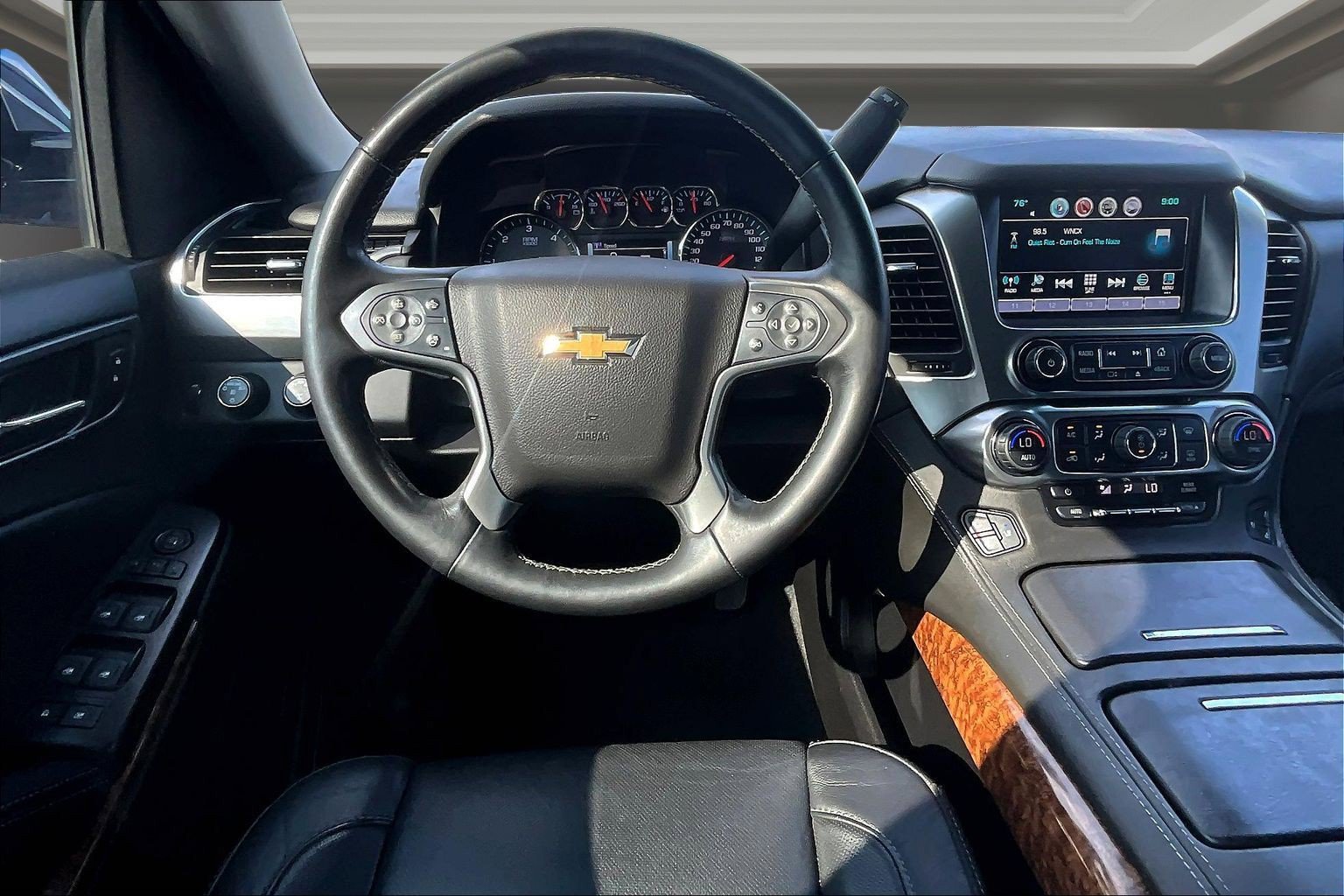 Used 2020 Chevrolet Tahoe Premier AWD/4WD image 8
