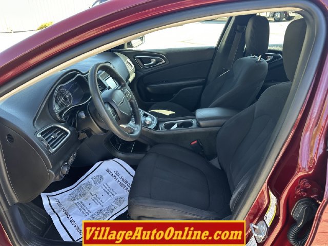Used 2016 Chrysler 200 Limited FWD image 11