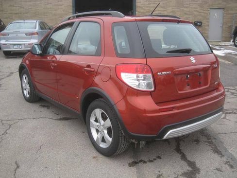 Used 2012 Suzuki SX4 Premium AWD/4WD image 7