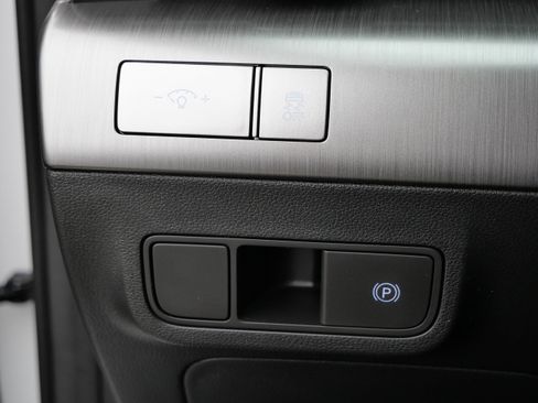 Certified 2024 Hyundai Kona SEL image 21