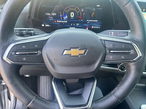 Used 2025 Chevrolet Equinox LT FWD image 27