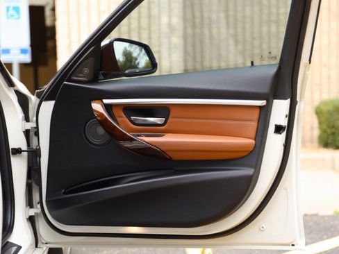 Used 2017 BMW 340i Sedan image 52