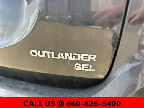 Used 2016 Mitsubishi Outlander SE AWD/4WD image 7