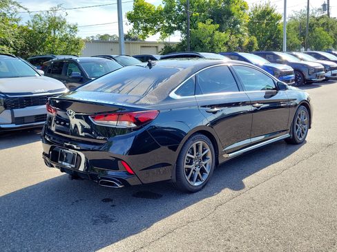 Used 2018 Hyundai Sonata Limited FWD image 6