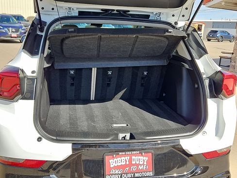 Used 2024 Buick Encore GX Sport Touring image 6