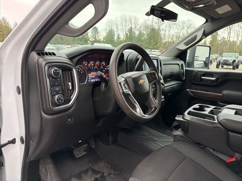 Used 2021 Chevrolet Silverado 2500 LT image 15