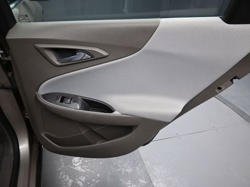 Used 2022 Chevrolet Malibu LS w/ Driver Confidence Package II image 32