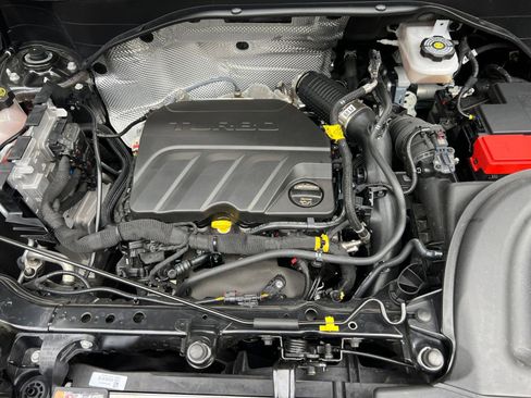 Used 2025 Buick Encore GX Preferred image 25