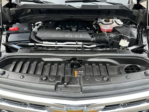Used 2026 Chevrolet Silverado 1500 LT AWD/4WD image 10