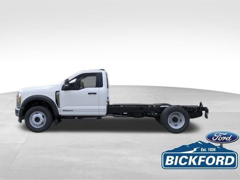 New 2025 Ford F450 XL image 3