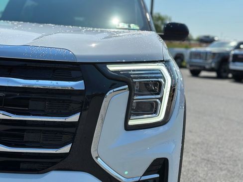 New 2026 GMC Terrain Elevation w/ Technology Package II AWD/4WD image 30