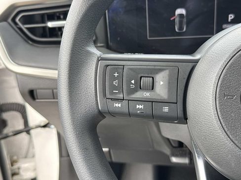 Used 2025 Nissan Kicks S FWD image 38