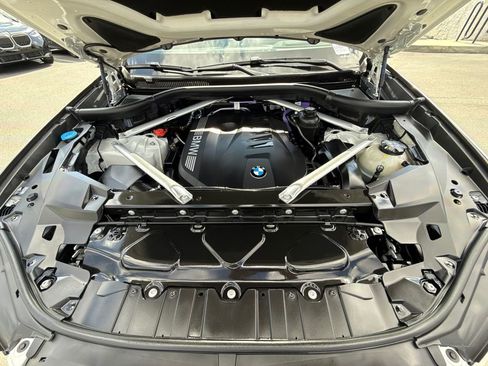 Used 2024 BMW X5 xDrive40i w/ Premium Package AWD/4WD image 36